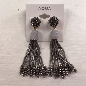 Dangle earrings
